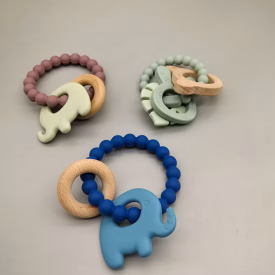 Safe BPA-Free Food-Grade Waterproof Soft Silicone Baby Drool Feeding Bibs